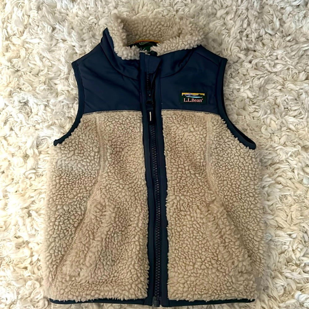 L.L. Bean Boys Sherpa Vest. Size 2T.